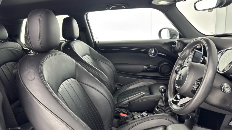 MINI Hatchback 1.5 Cooper II 3dr Petrol Hatchback